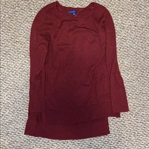 🌸 Sparkly sweater. 🌺